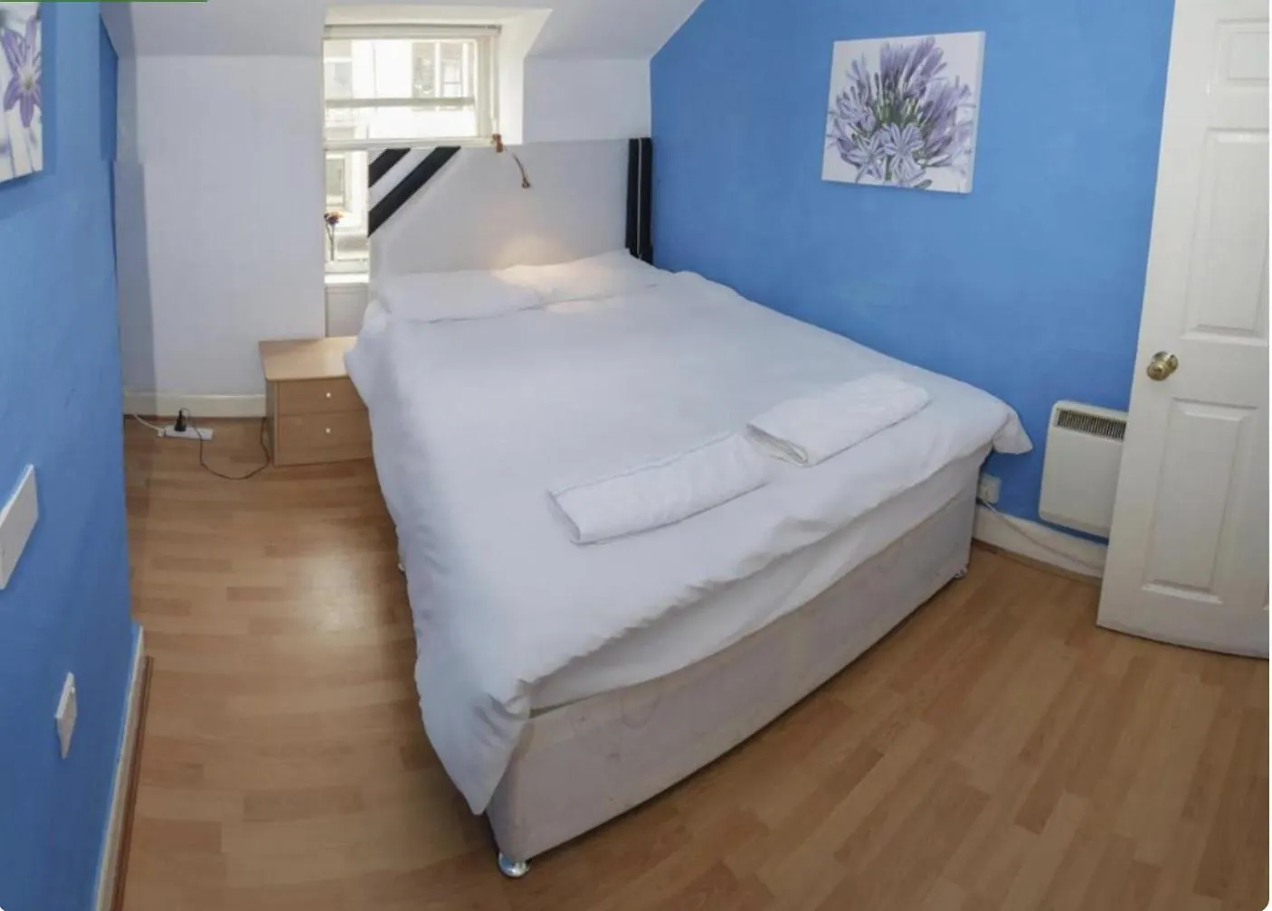 Cozy Old Town Apartment Edinburgh