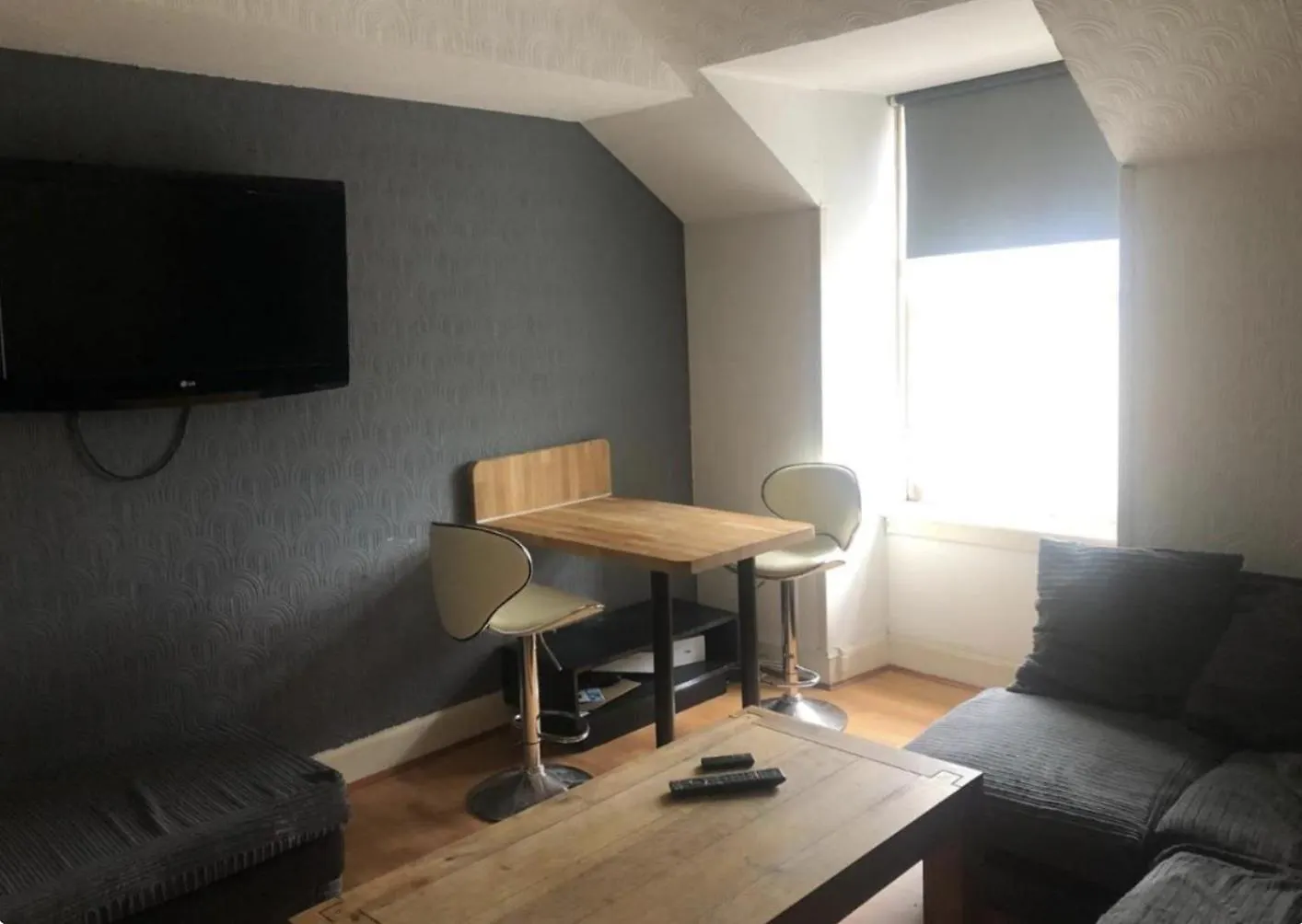 Cozy Old Town Apartment Edinburgh